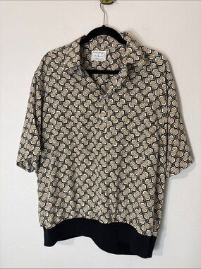 Stylish Geometric Short-Sleeve Shirt - Black & Cream